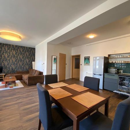 2 Bedroom 107 M2 Loft With Balcony Budapest Exterior photo