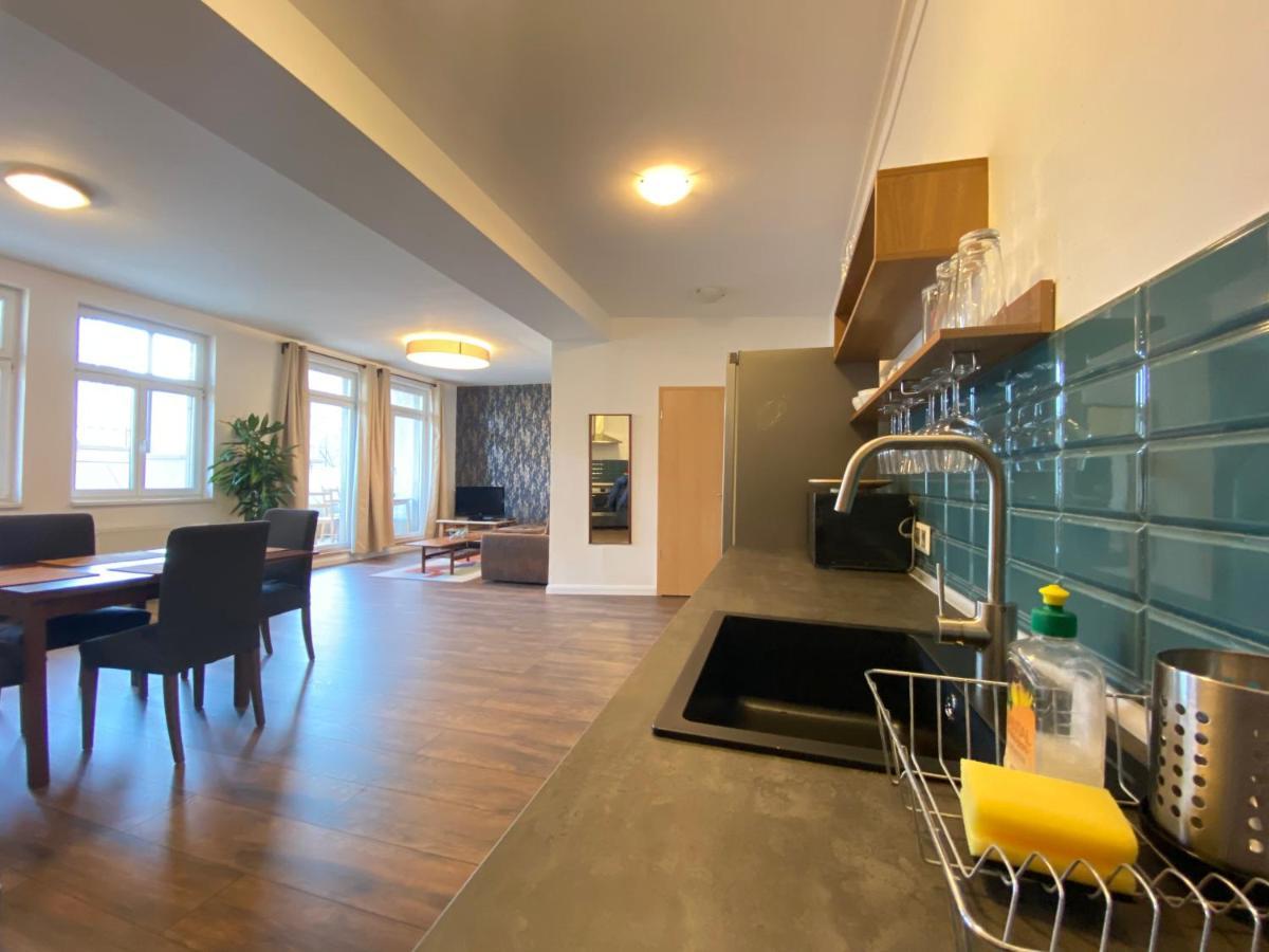 2 Bedroom 107 M2 Loft With Balcony Budapest Exterior photo