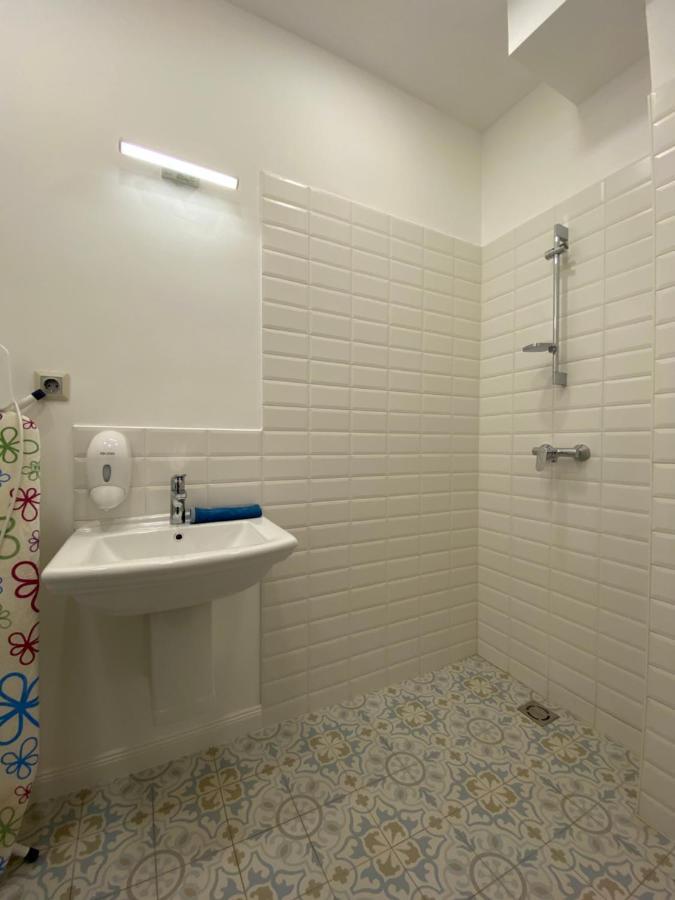 2 Bedroom 107 M2 Loft With Balcony Budapest Exterior photo